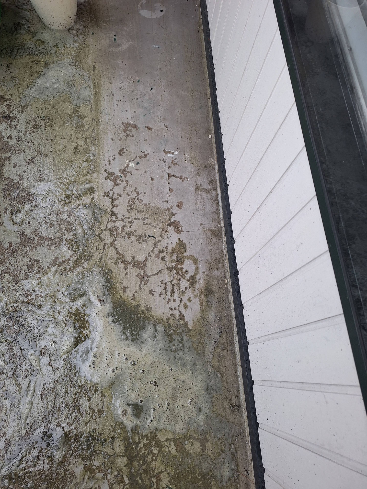 Balkonvloer reiniging voor