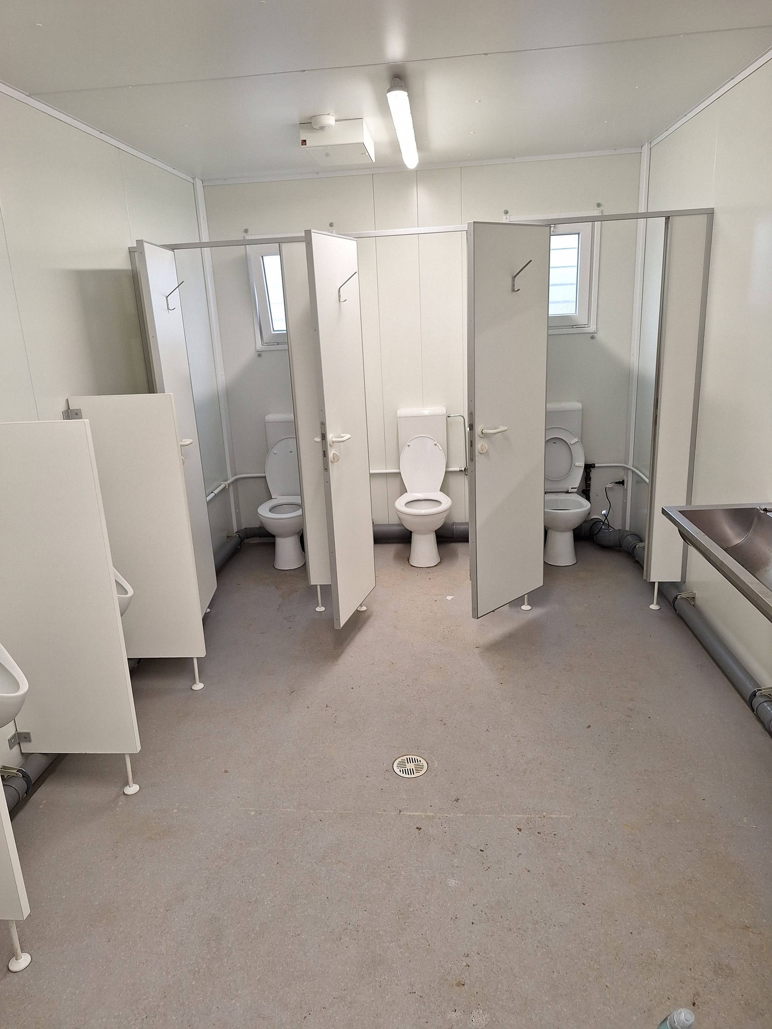 Sanitair reiniging na